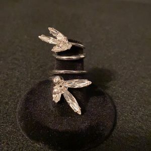 Silver Henri Bendel chain ring